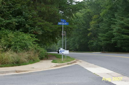 Turn left at Glade Dr. take the asphalt trail on the other side of Timberhead Ln.